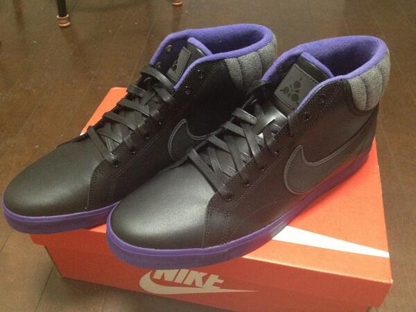NIKE×sanfrecceのコラボスニーカー